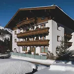 Gasthuis Monika, Summercard Included Kaprun