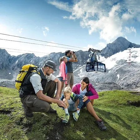 Fruehstueckspension Monika, B&B In Kaprun Including Summercard