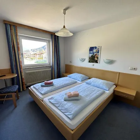 Fruehstueckspension Monika, B&B In Kaprun Including Summercard Kaprun