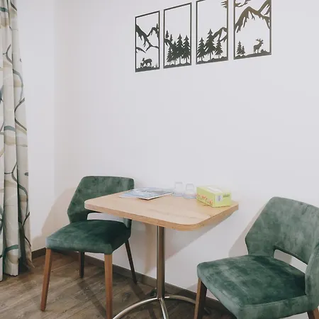 Pension Monika, Bed & Breakfast, Kitzsteinhorn Views בית הארחה קפרון