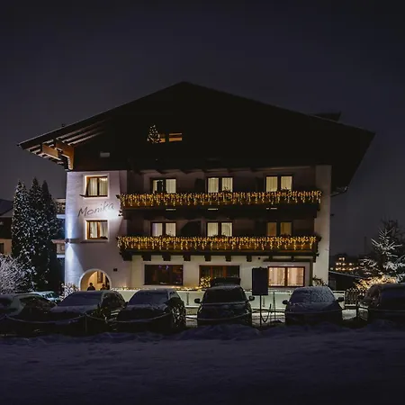 Pension Monika, Bed & Breakfast, Kitzsteinhorn Views בית הארחה