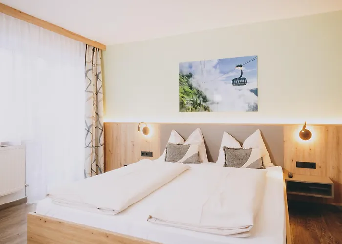 Monika, Summercard Included Guest house