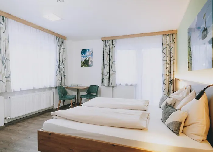 Monika, Summercard Included 3*